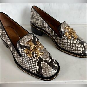Tory Burch Freya Snake Embossed Loafer NWT Size 7.5 New in Box